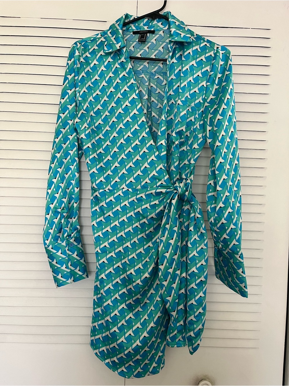 Forever 21 Teal, White and Aqua Geometric Wrap Dress